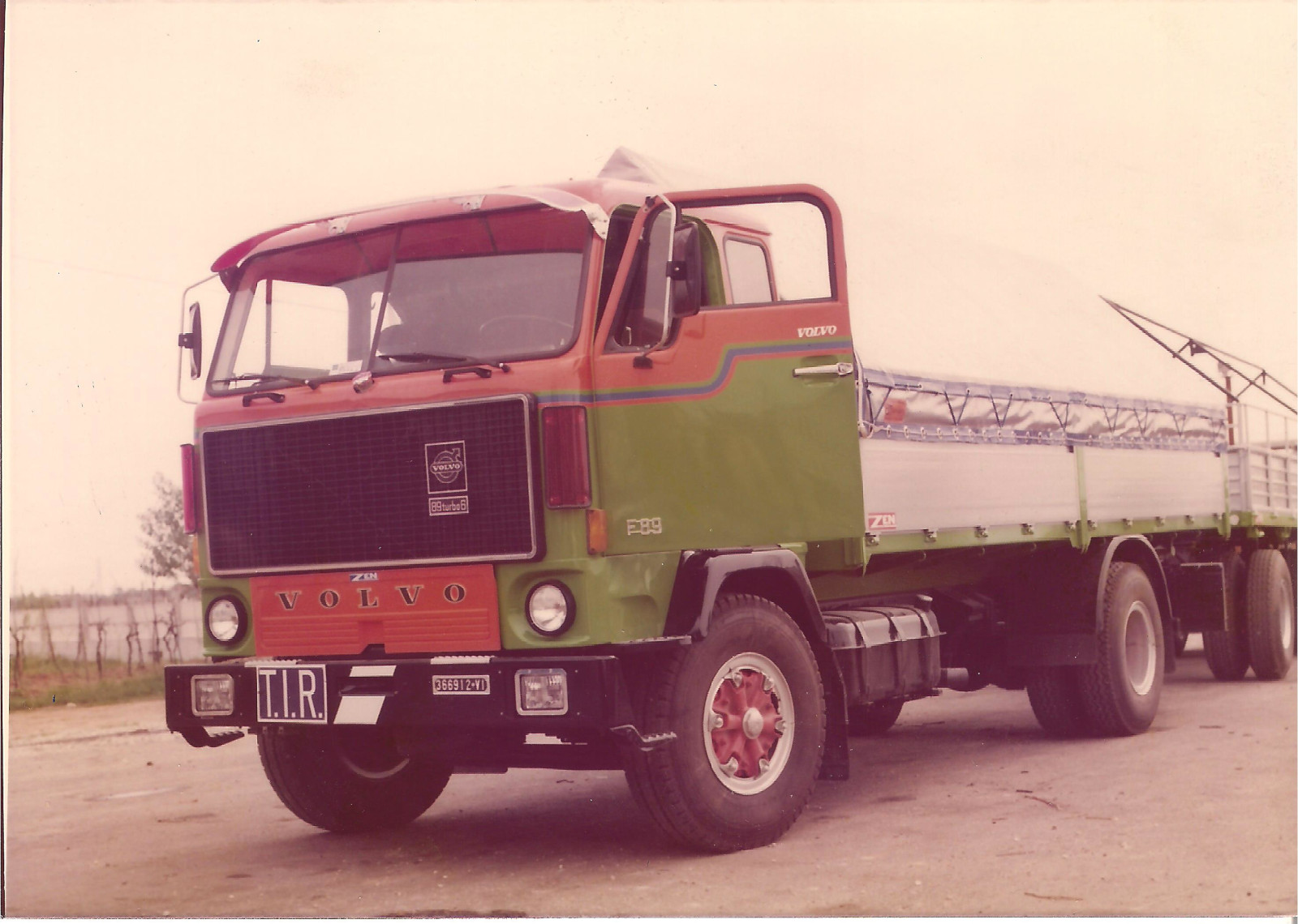 Storico Fiat 690 Rosso di Giacomo - Trasporti Sant'Ambrogio